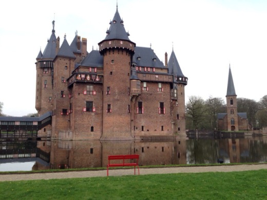 Kasteel de Haar - a quick detour and you'll find one of the most beautiful castles in the country.
